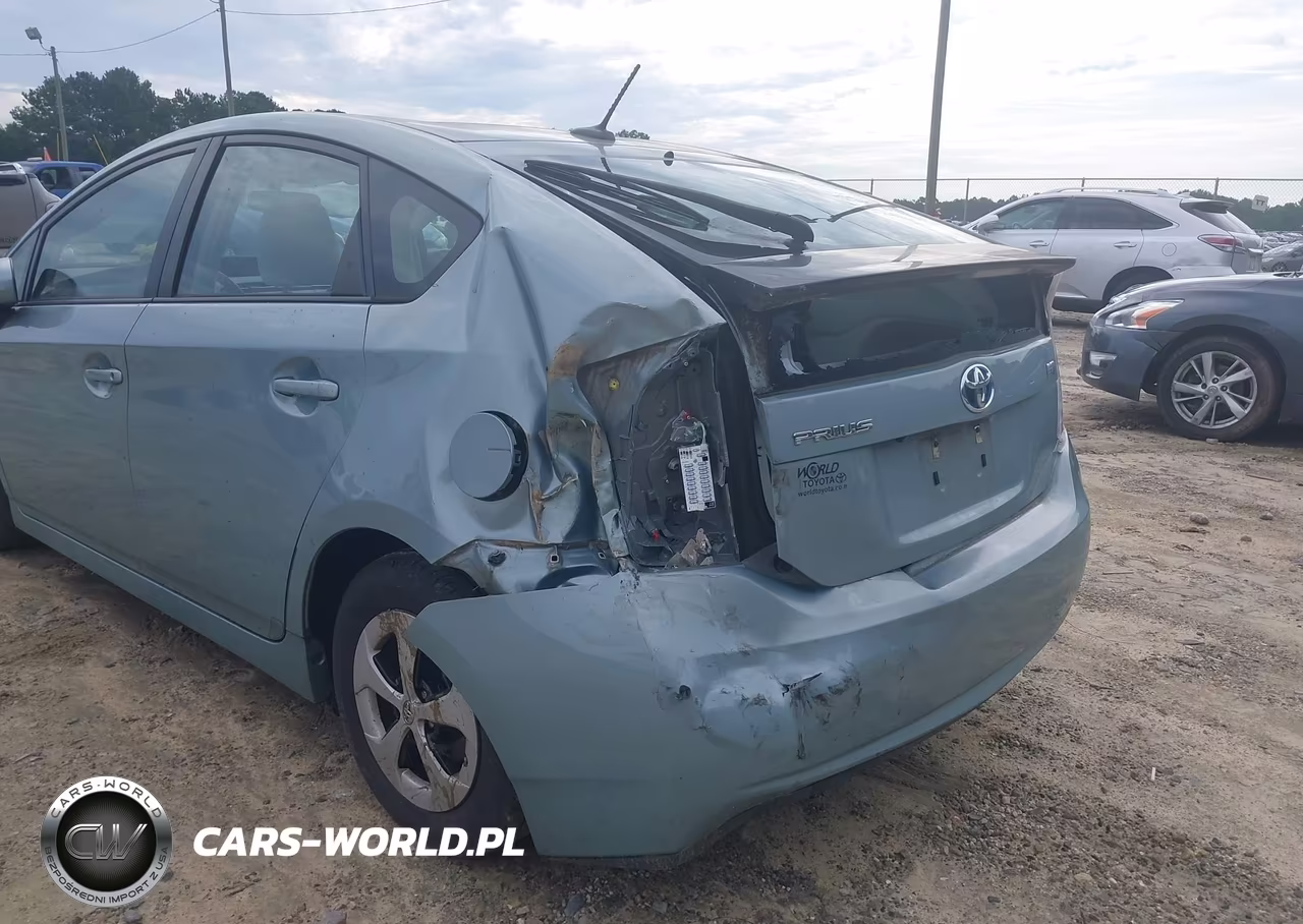 2012 Toyota Prius Three VIN:JTDKN3DU8C5375215 - 6