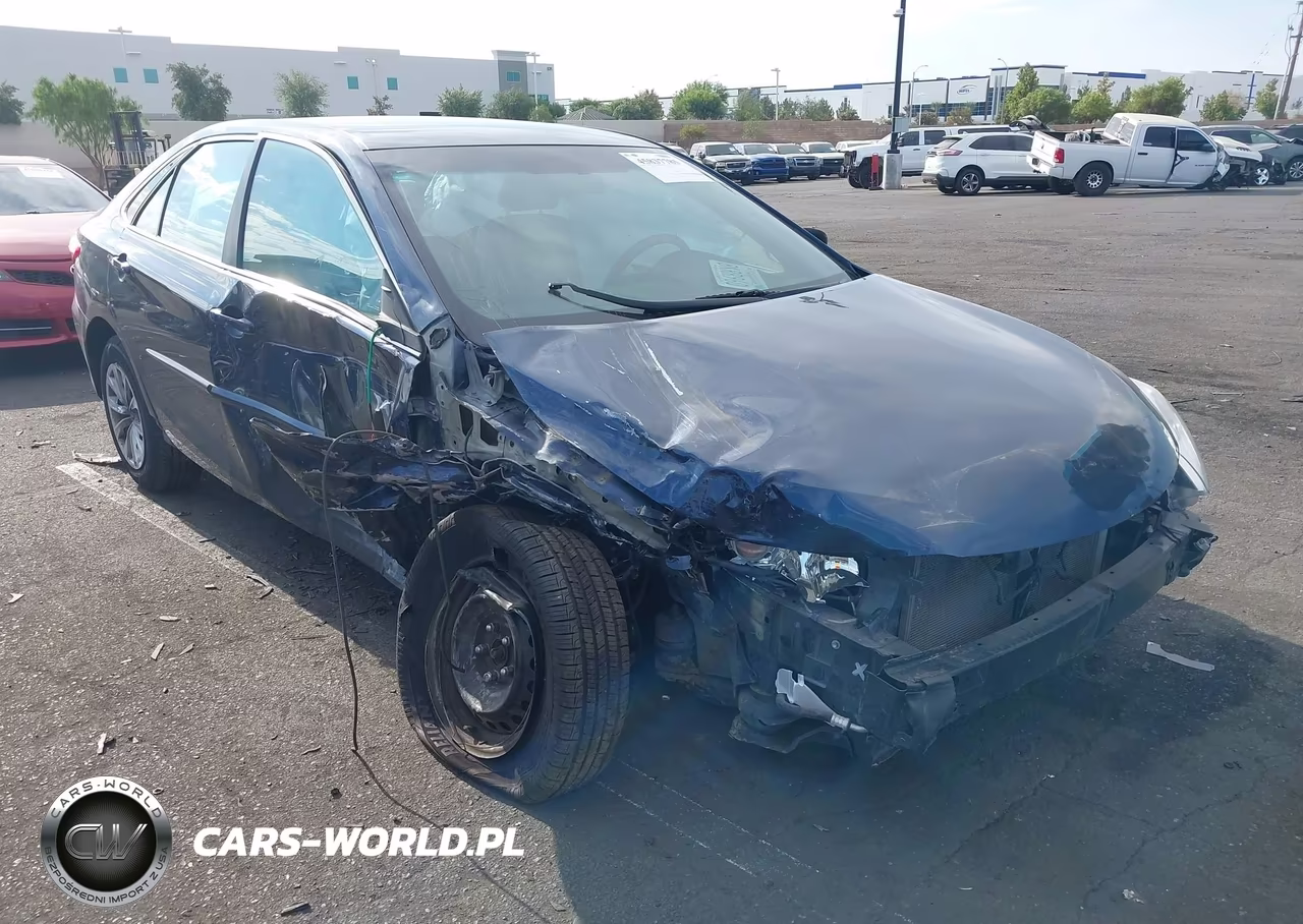 2016 Toyota Camry Le