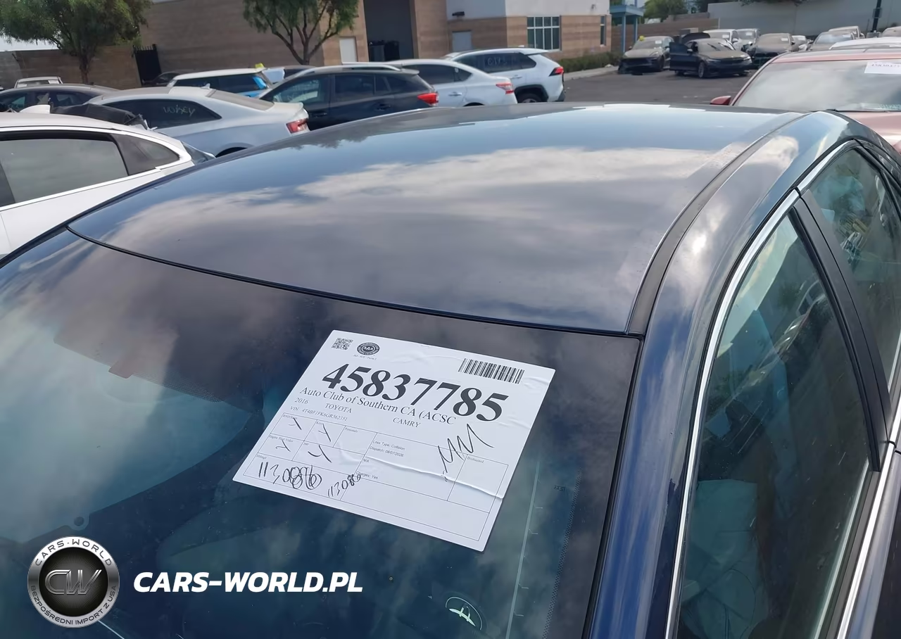 2016 Toyota Camry Le VIN:4T4BF1FK6GR562351 - 19