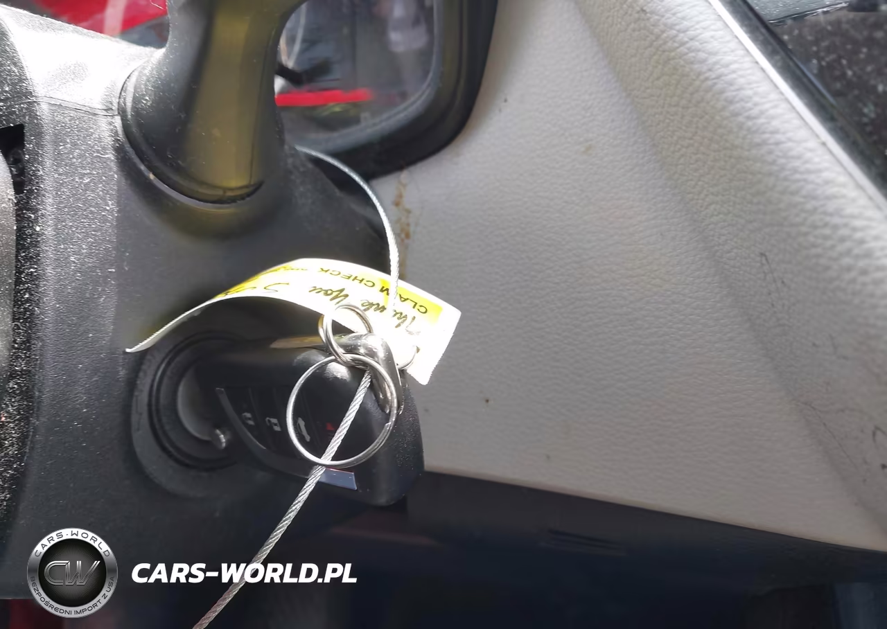 2020 Toyota Corolla Le VIN:5YFEPRAE6LP106303 - 11