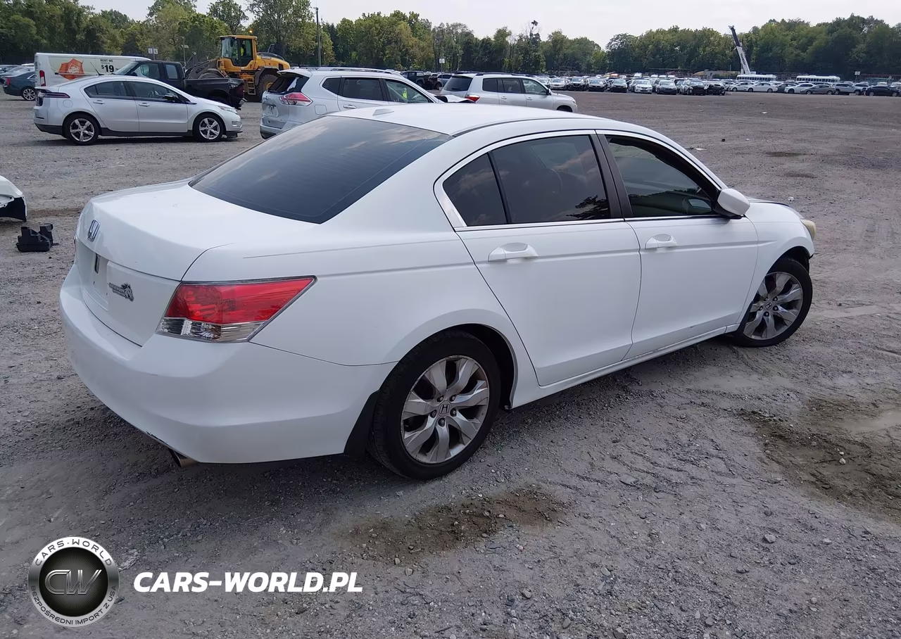 2010 Honda Accord 2.4 Ex-L VIN:1HGCP2F86AA009381 - 4