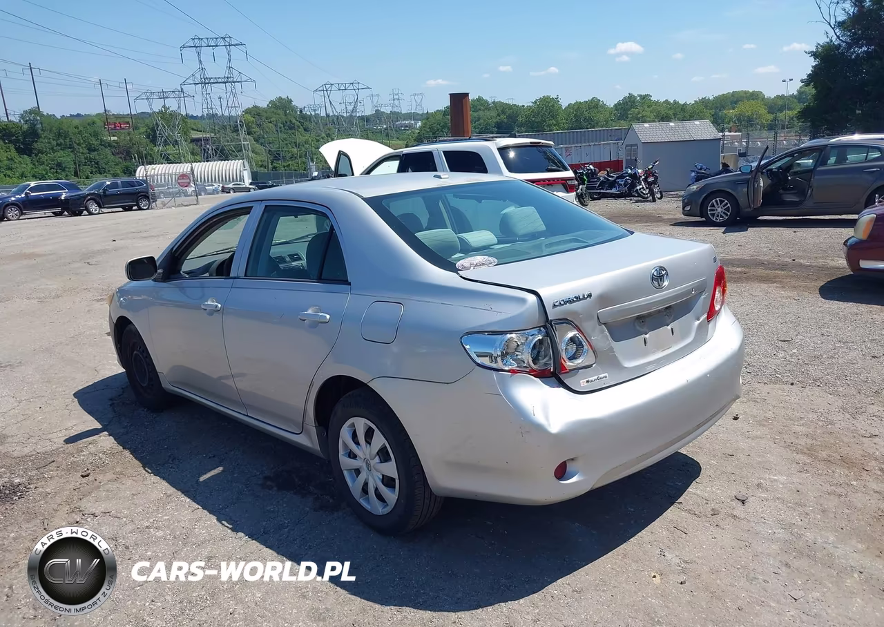 2010 Toyota Corolla Le VIN:1NXBU4EEXAZ176567 - 3