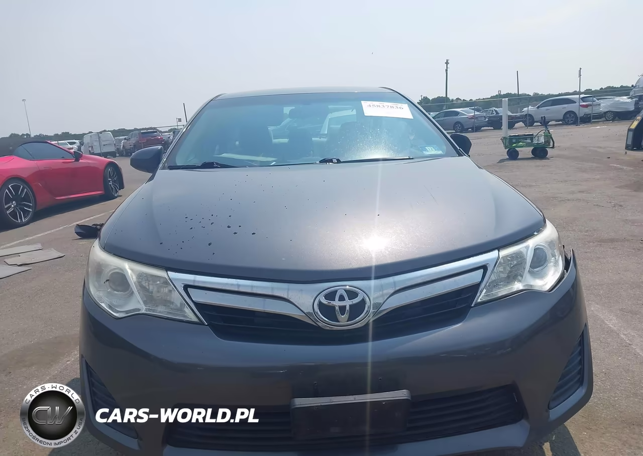 2012 Toyota Camry L VIN:4T4BF1FK5CR197946 - 12