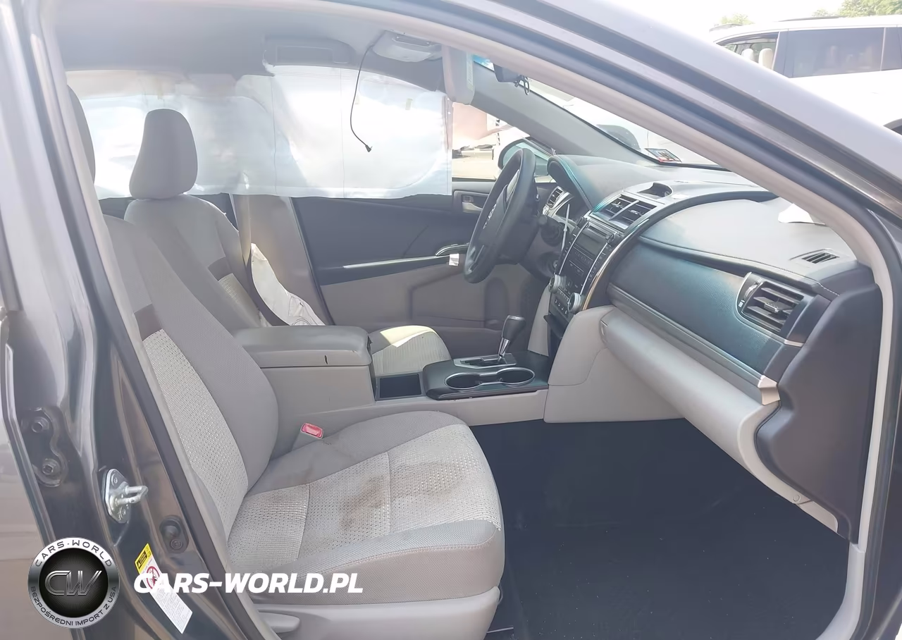 2012 Toyota Camry L VIN:4T4BF1FK5CR197946 - 5