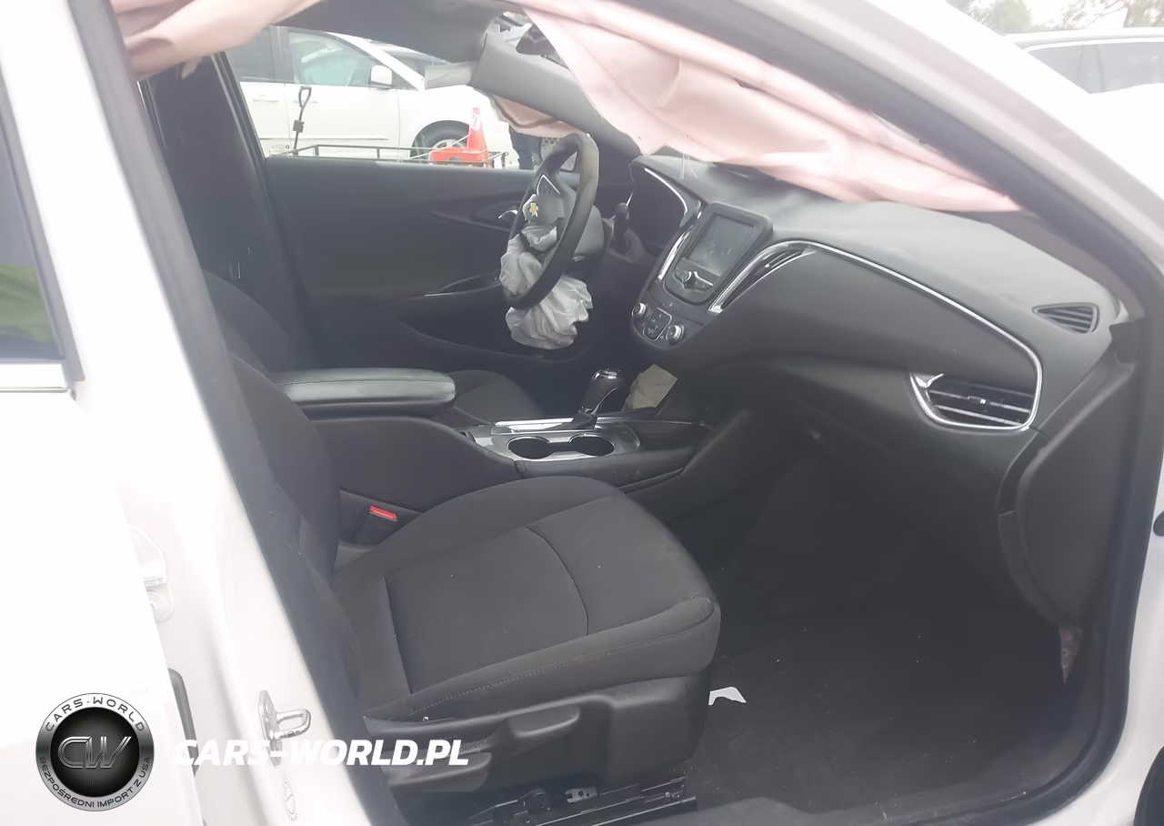 2018 Chevrolet Malibu Lt VIN:1G1ZD5ST0JF194116 - 5