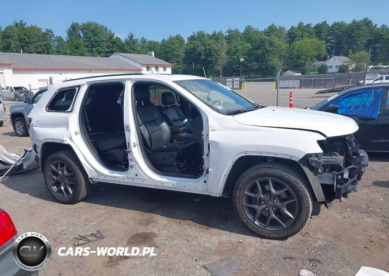2021 Jeep Grand Cherokee 80Th Anniversary 4X4 VIN:1C4RJFBG2MC612366 - 13