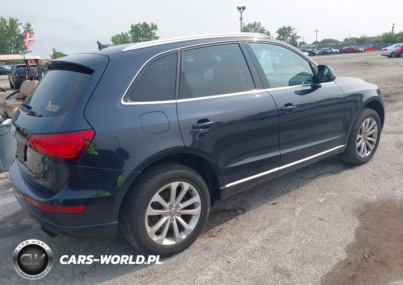 2014 Audi Q5 2.0T Premium VIN:WA1LFAFP6EA078641 - 4