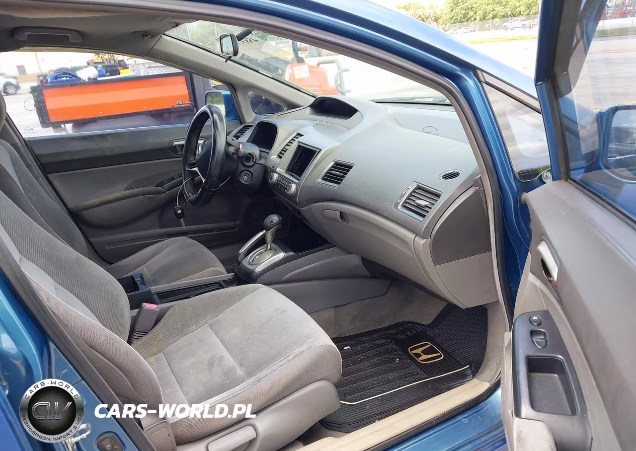2010 Honda Civic Lx VIN:2HGFA1F57AH303999 - 5