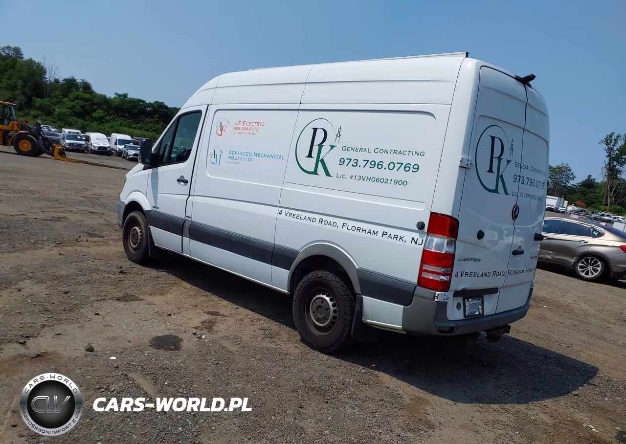 2014 Mercedes-Benz Sprinter 2500 Normal Roof VIN:WD3PE7DC6E5856372 - 3