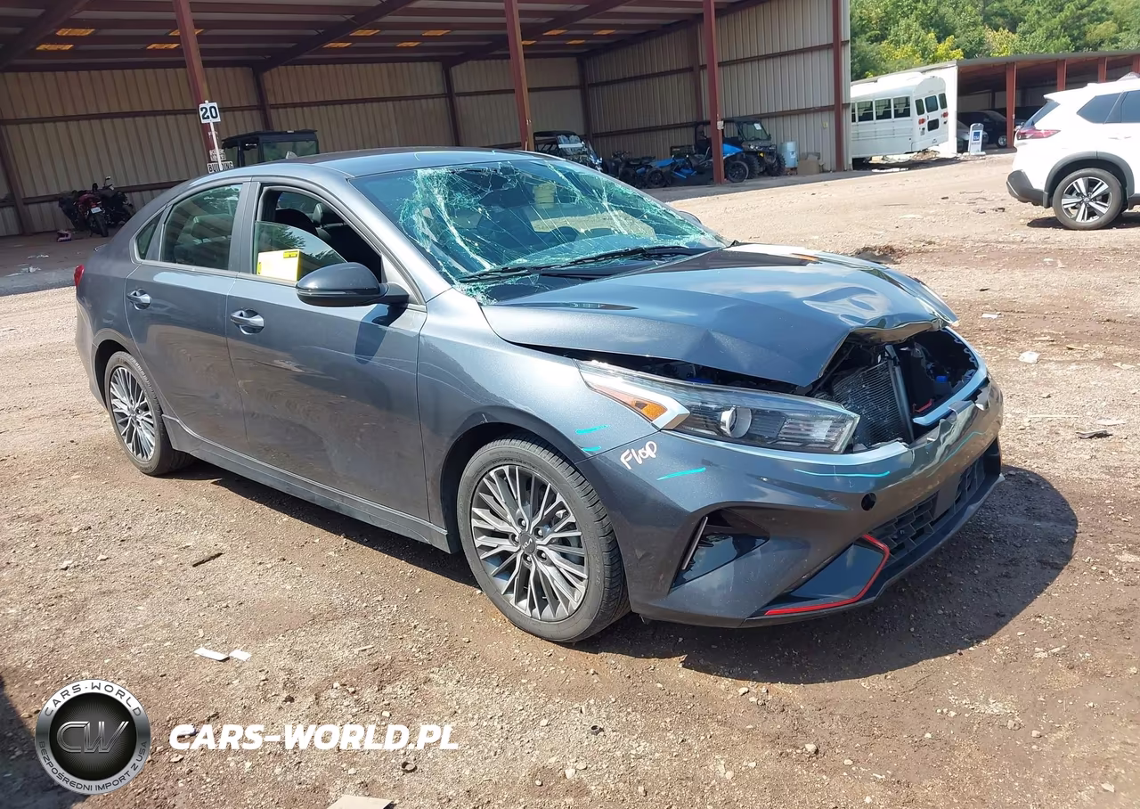 2024 Kia Forte Gt-Line – zdjęcie 1 z 17