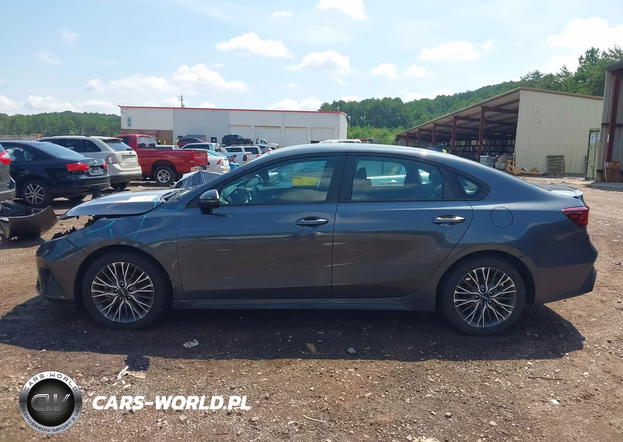 2024 Kia Forte Gt-Line VIN:3KPF54AD6RE705197 - 15