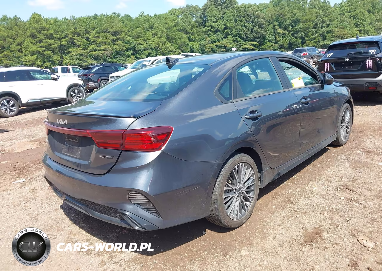 2024 Kia Forte Gt-Line VIN:3KPF54AD6RE705197 - 4