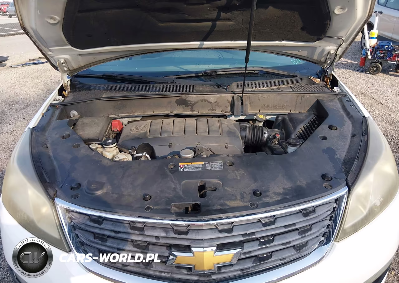 2015 Chevrolet Traverse Ls VIN:1GNKRFKD3FJ183518 - 10