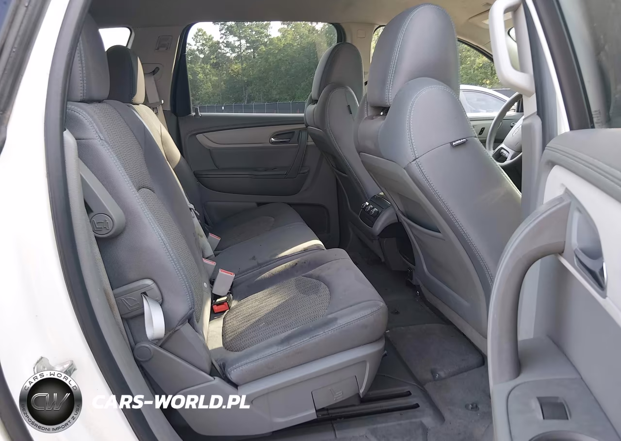 2015 Chevrolet Traverse Ls VIN:1GNKRFKD3FJ183518 - 8