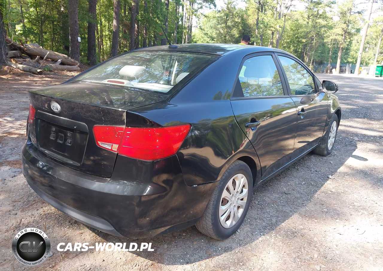 2010 Kia Forte Lx VIN:KNAFT4A2XA5169291 - 4