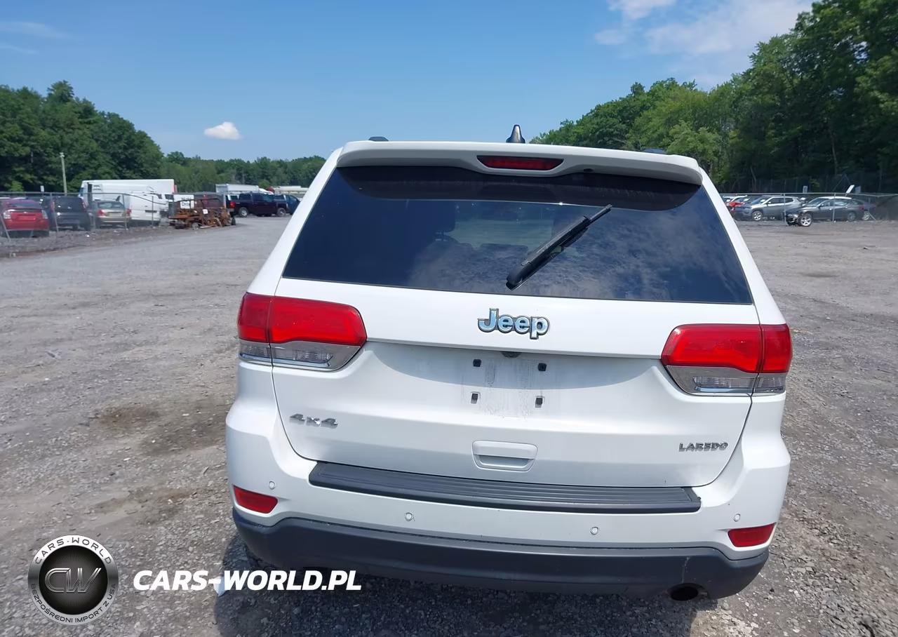 2019 Jeep Grand Cherokee Laredo E 4X4 VIN:1C4RJFAG4KC527723 - 16