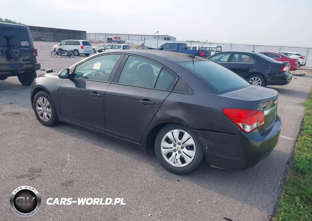 2014 Chevrolet Cruze Ls Auto VIN:1G1PA5SH6E7226868 - 3