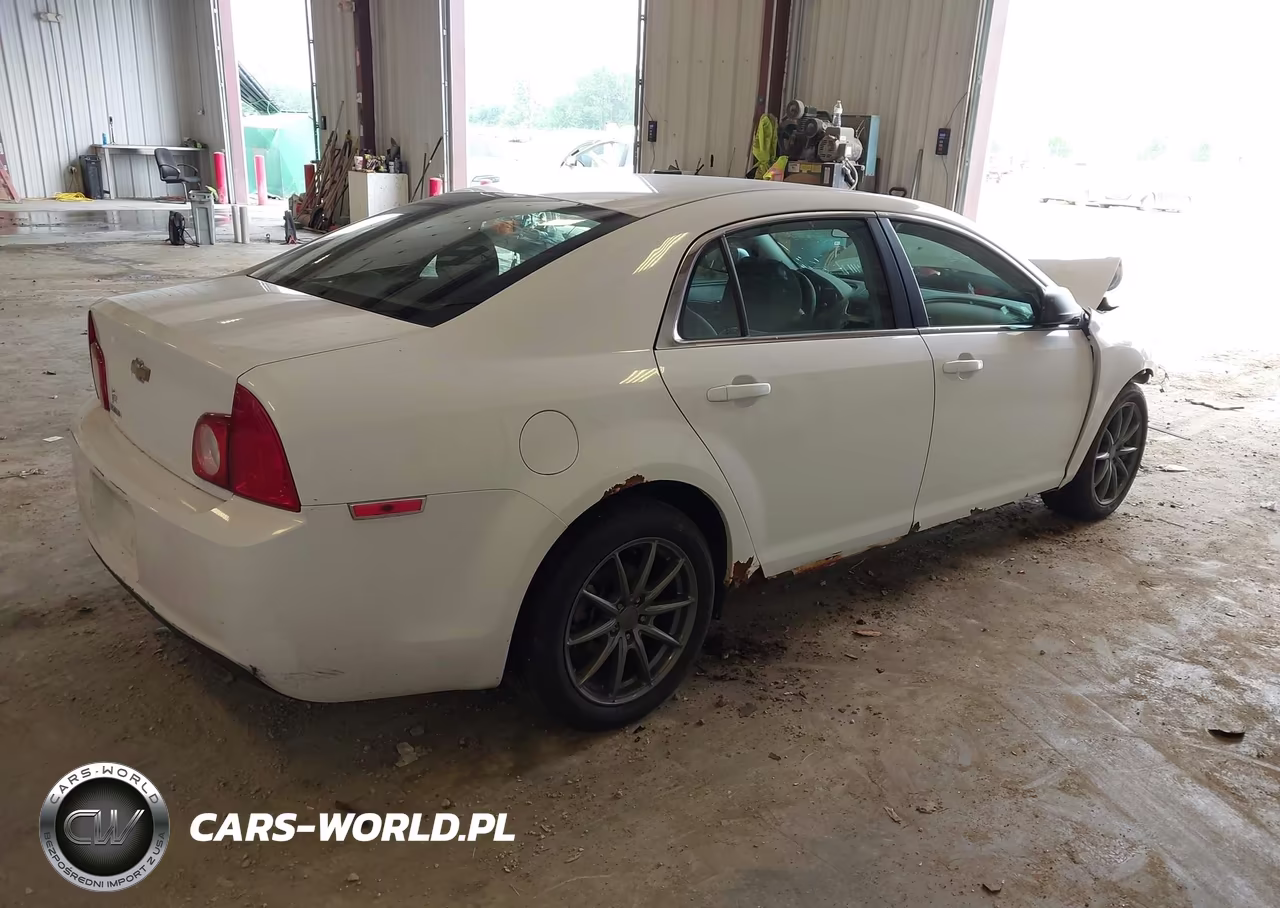 2011 Chevrolet Malibu Ls VIN:1G1ZA5E15BF242830 - 4