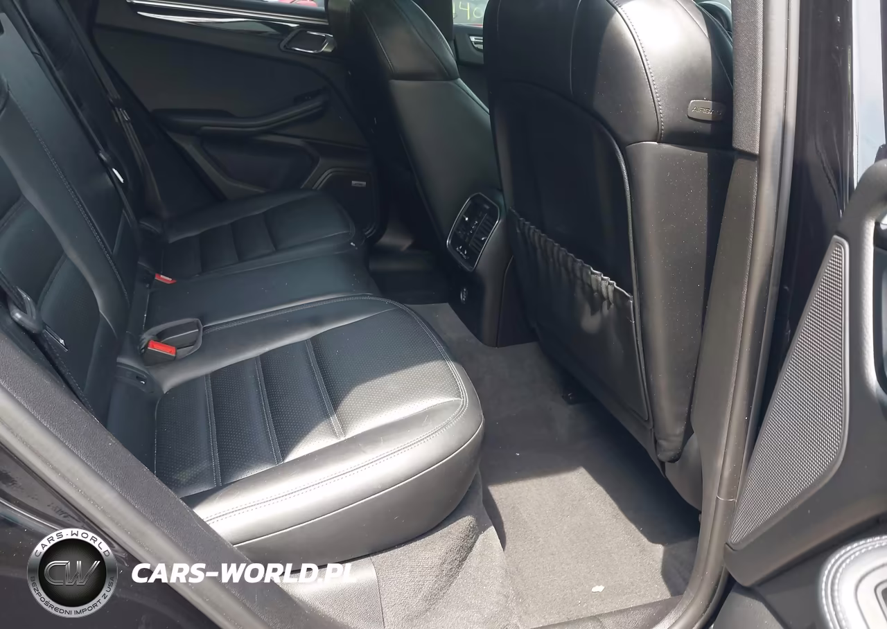2018 Porsche Macan Gts VIN:WP1AG2A56JLB61652 - 8
