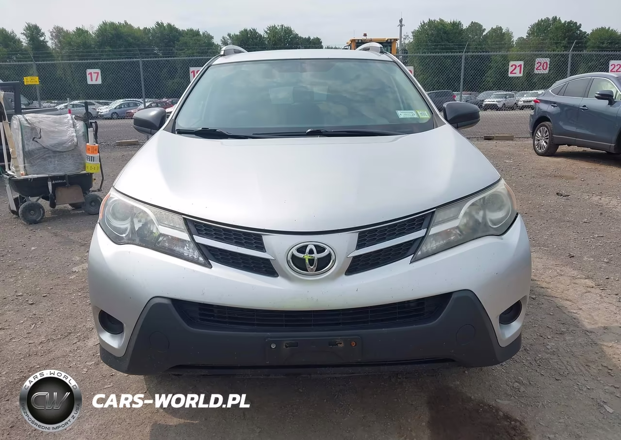2015 Toyota Rav4 Le VIN:2T3BFREV9FW300821 - 12