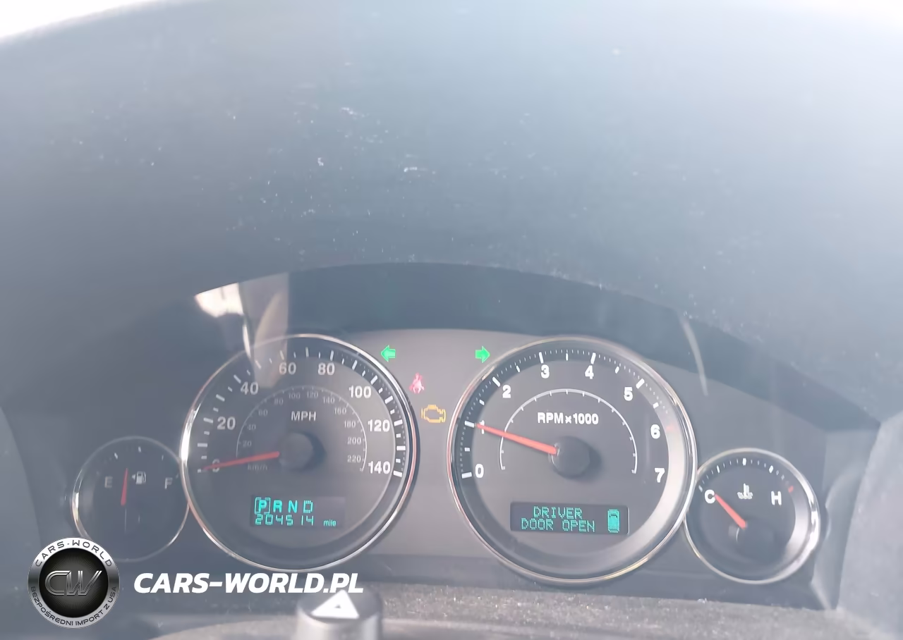 2007 Jeep Commander Sport VIN:1J8HH48K87C695368 - 7
