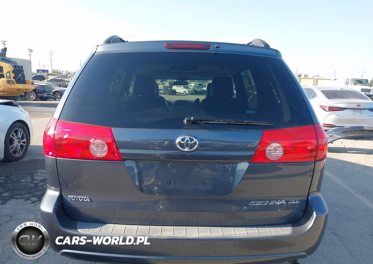 2010 Toyota Sienna Xle VIN:5TDDK4CC5AS032966 - 17