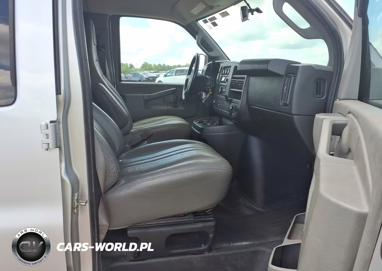 2020 Chevrolet Express Passenger Rwd 2500 Regular Wheelbase Ls VIN:1GAWGEFG4L1265552 - 5