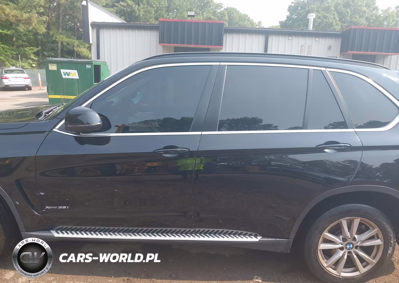 2015 BMW X5 xDrive35I VIN:5UXKR0C53F0K55223 - 14