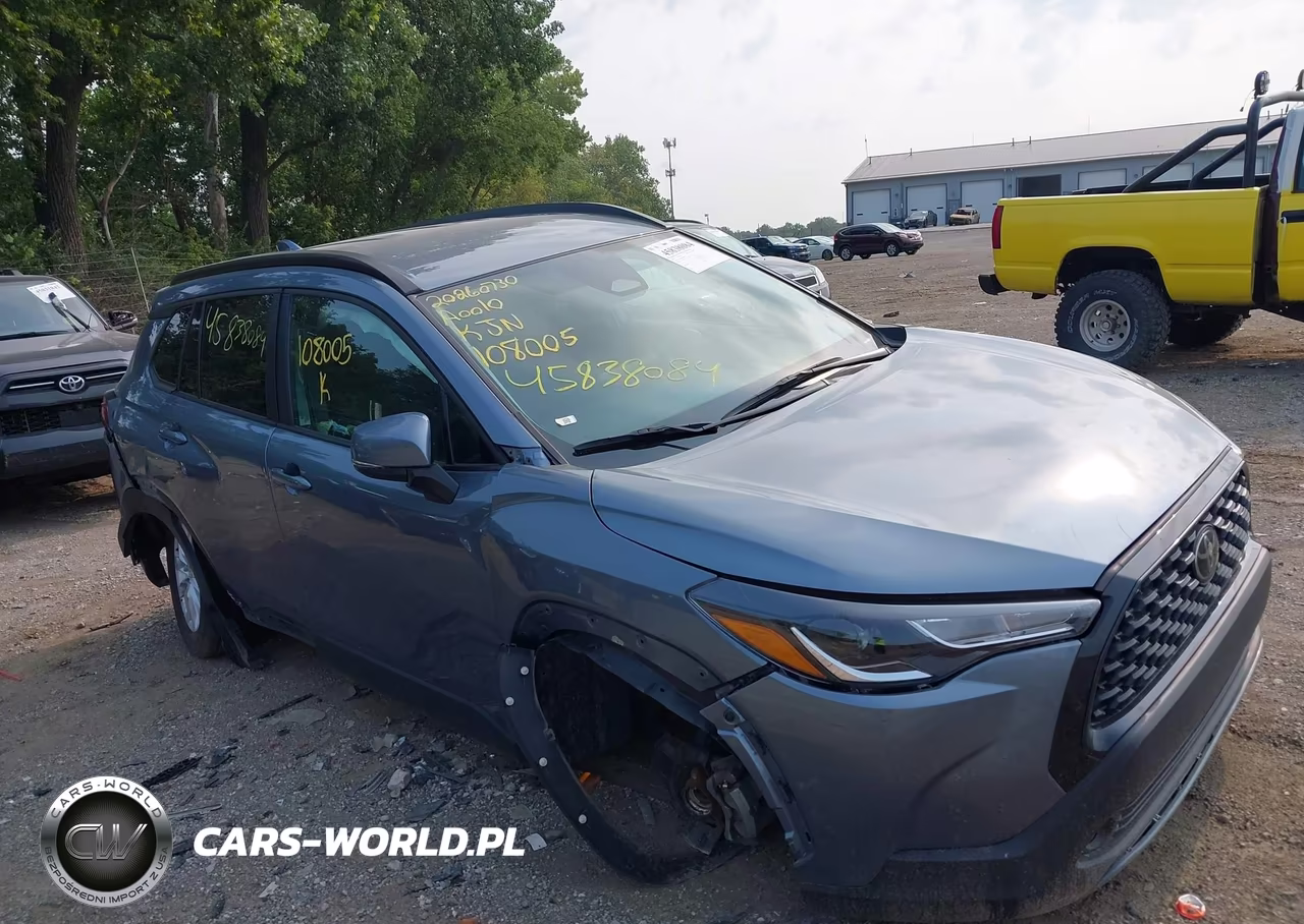 2024 Toyota Corolla Cross Le VIN:7MUCAABG8RV108005 - 6