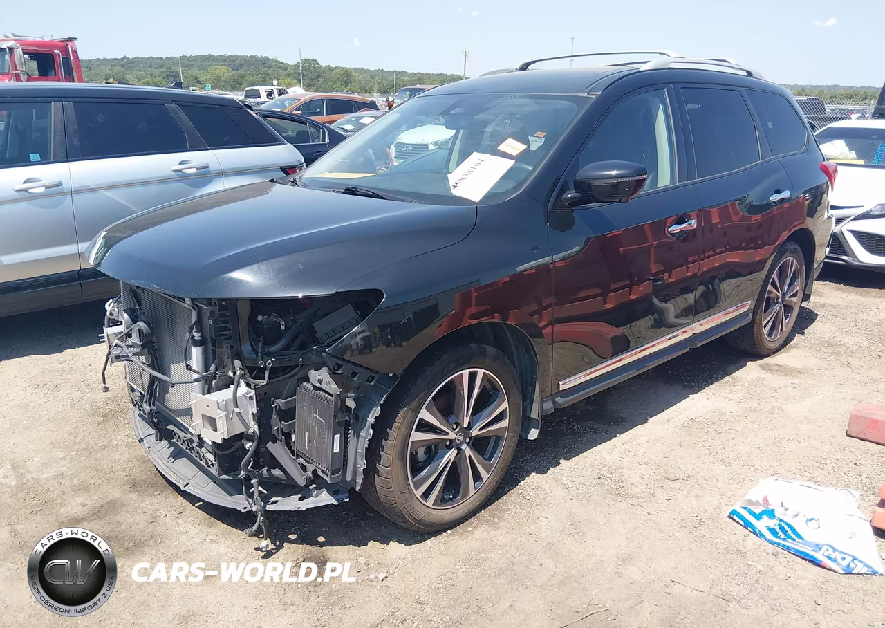 2017 Nissan Pathfinder Platinum VIN:5N1DR2MN1HC615932 - 2