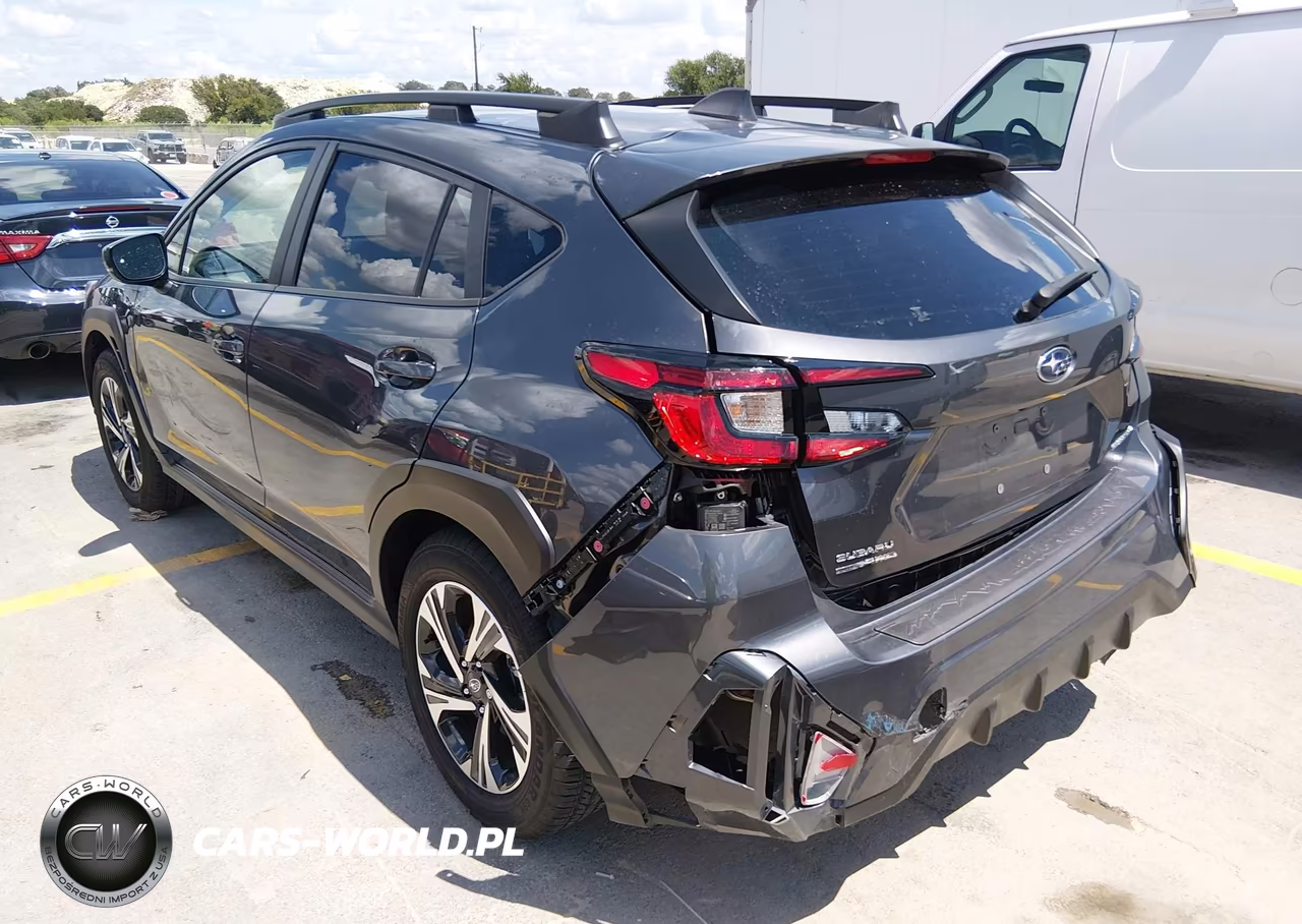 2024 Subaru Crosstrek Premium VIN:JF2GUADC4R8905676 - 3