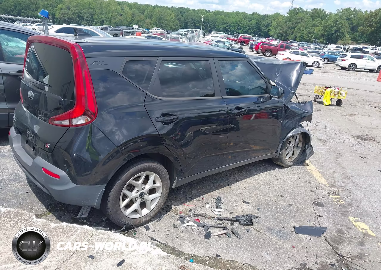 2021 Kia Soul S VIN:KNDJ23AU3M7737577 - 4