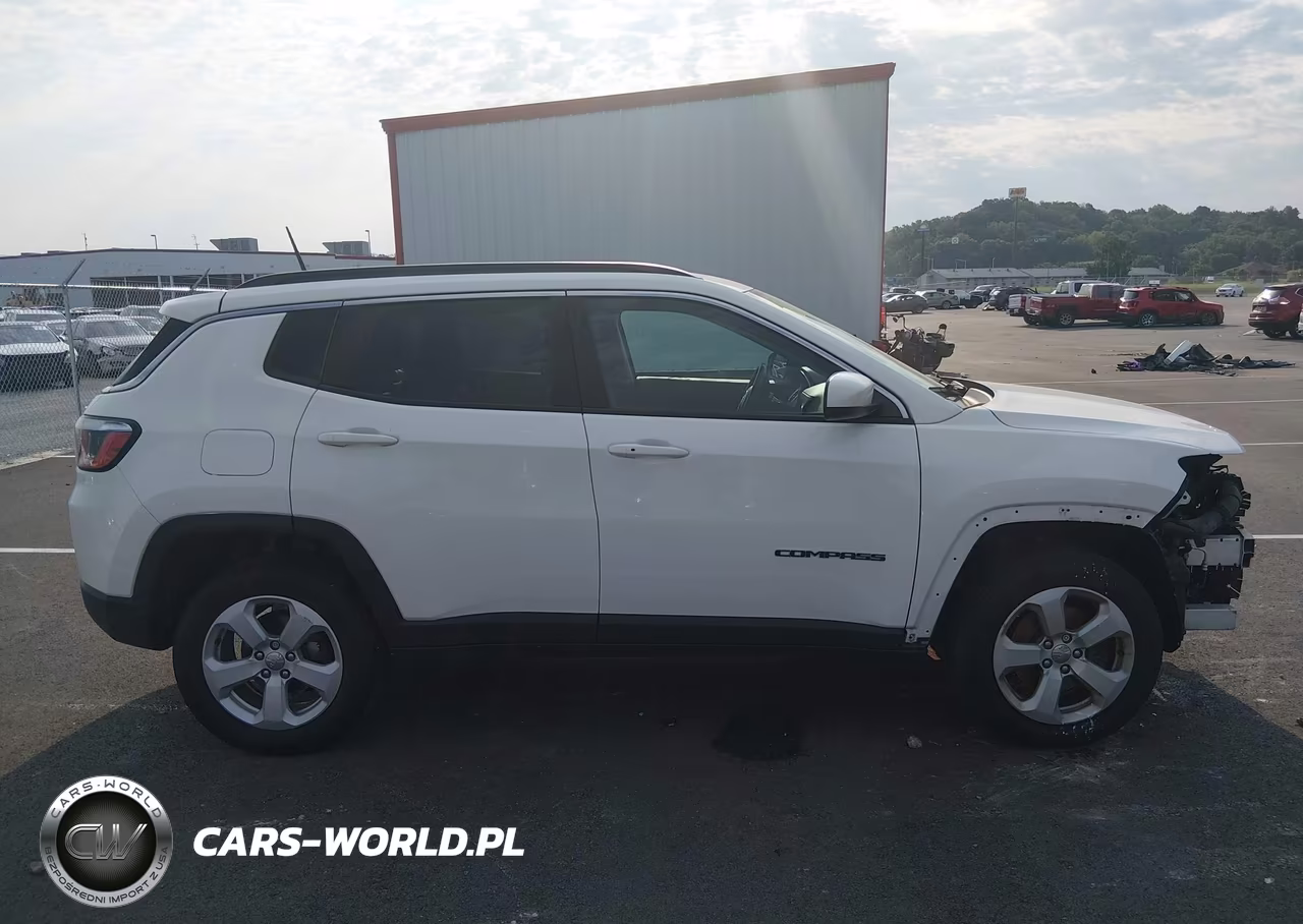 2018 Jeep Compass Latitude 4X4 VIN:3C4NJDBB3JT435009 - 13