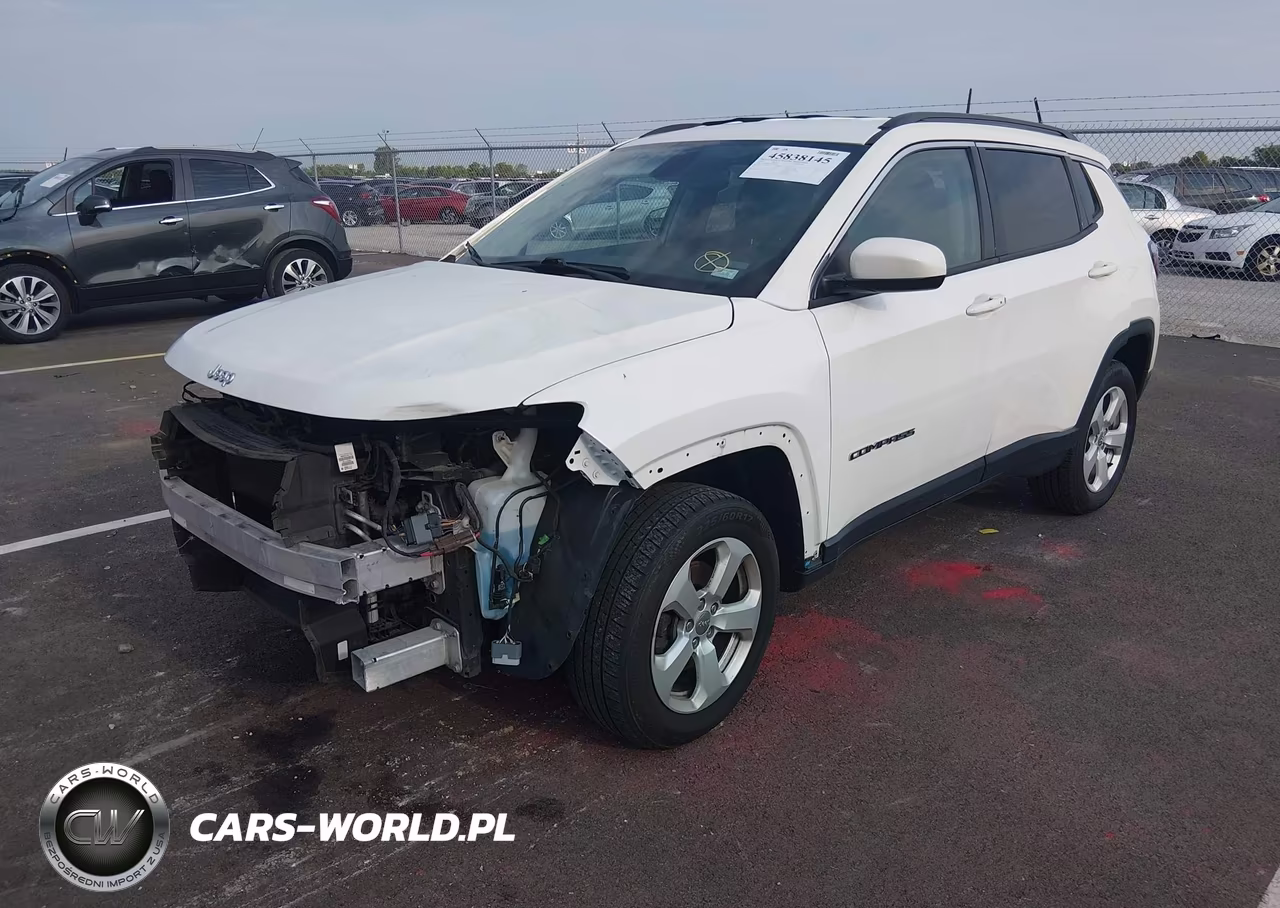 2018 Jeep Compass Latitude 4X4 VIN:3C4NJDBB3JT435009 - 2