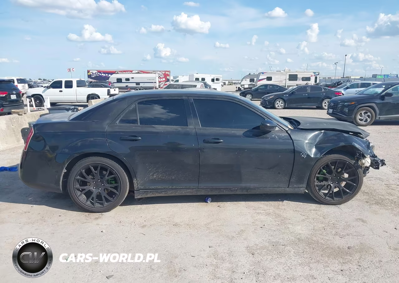 2013 Chrysler 300 300S VIN:2C3CCABG4DH728267 - 13