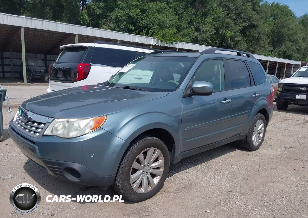 2013 Subaru Forester 2.5X Premium VIN:JF2SHADC9DH430694 - 2
