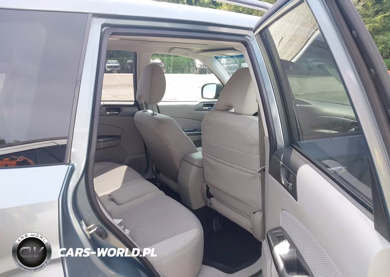 2013 Subaru Forester 2.5X Premium VIN:JF2SHADC9DH430694 - 8