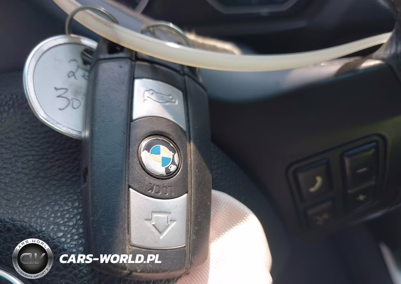 2012 BMW 135I VIN:WBAUC9C51CVM12291 - 11