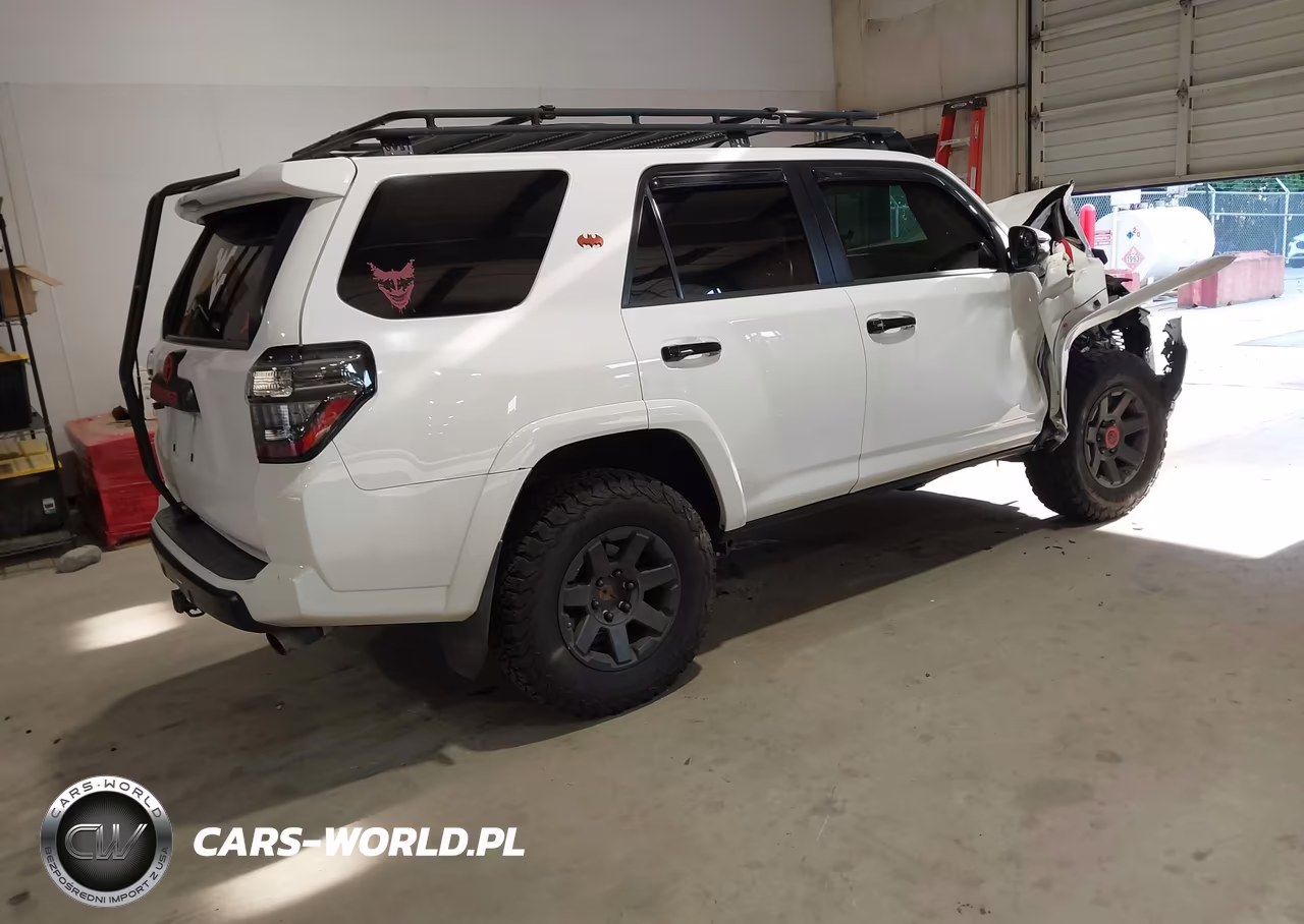 2018 Toyota 4Runner Trd Off Road Premium VIN:JTEBU5JR4J5593191 - 4