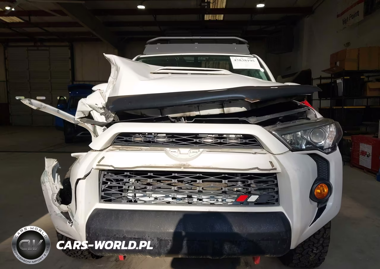 2018 Toyota 4Runner Trd Off Road Premium VIN:JTEBU5JR4J5593191 - 6
