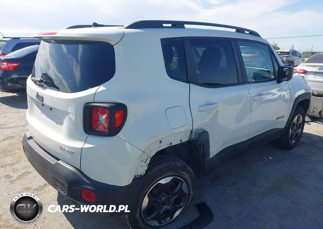 2017 Jeep Renegade Sport VIN:ZACCJBAB5HPG43178 - 4