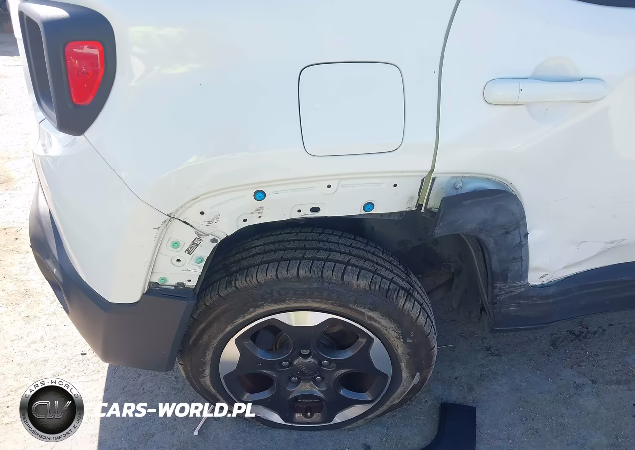 2017 Jeep Renegade Sport VIN:ZACCJBAB5HPG43178 - 6