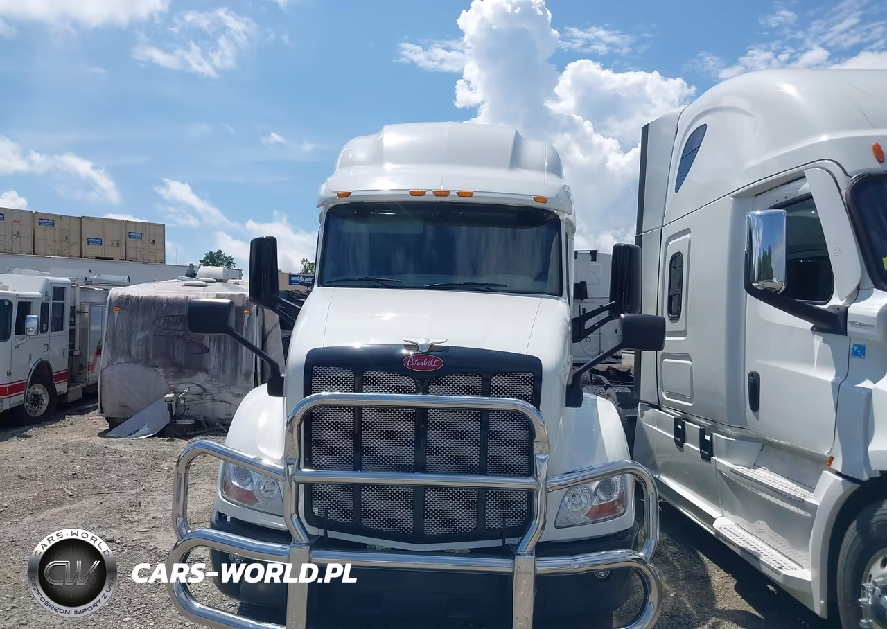 2022 Peterbilt 579 VIN:1XPBD49X4ND756479 - 11