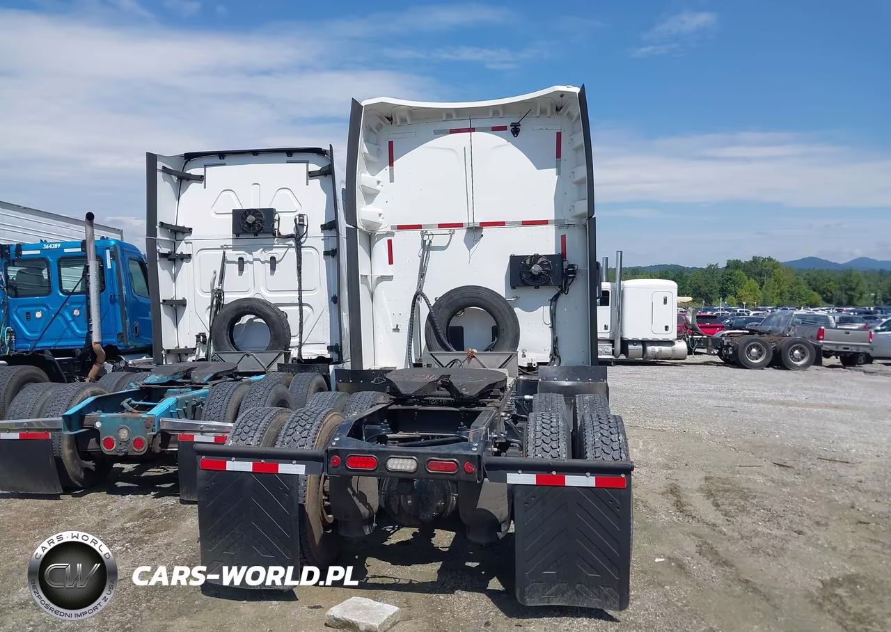 2022 Peterbilt 579 VIN:1XPBD49X4ND756479 - 15