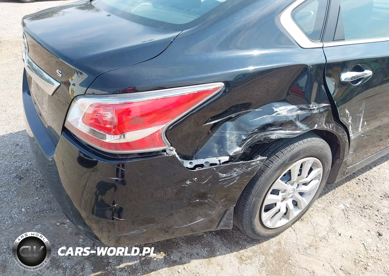 2015 Nissan Altima 2.5 S VIN:1N4AL3AP4FC103895 - 6