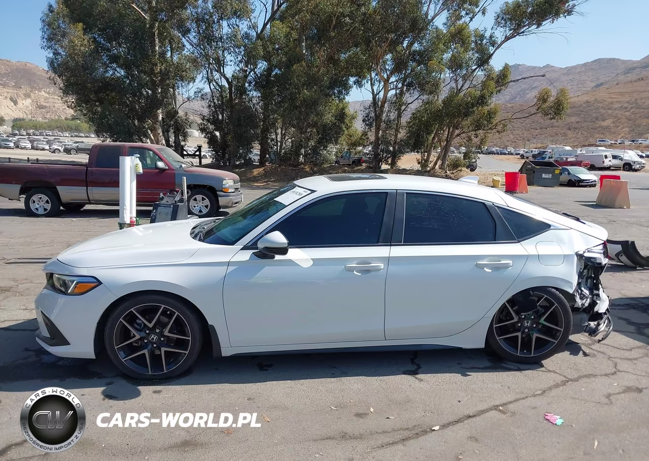 2024 Honda Civic Sport Touring VIN:19XFL1H82RE011474 - 14