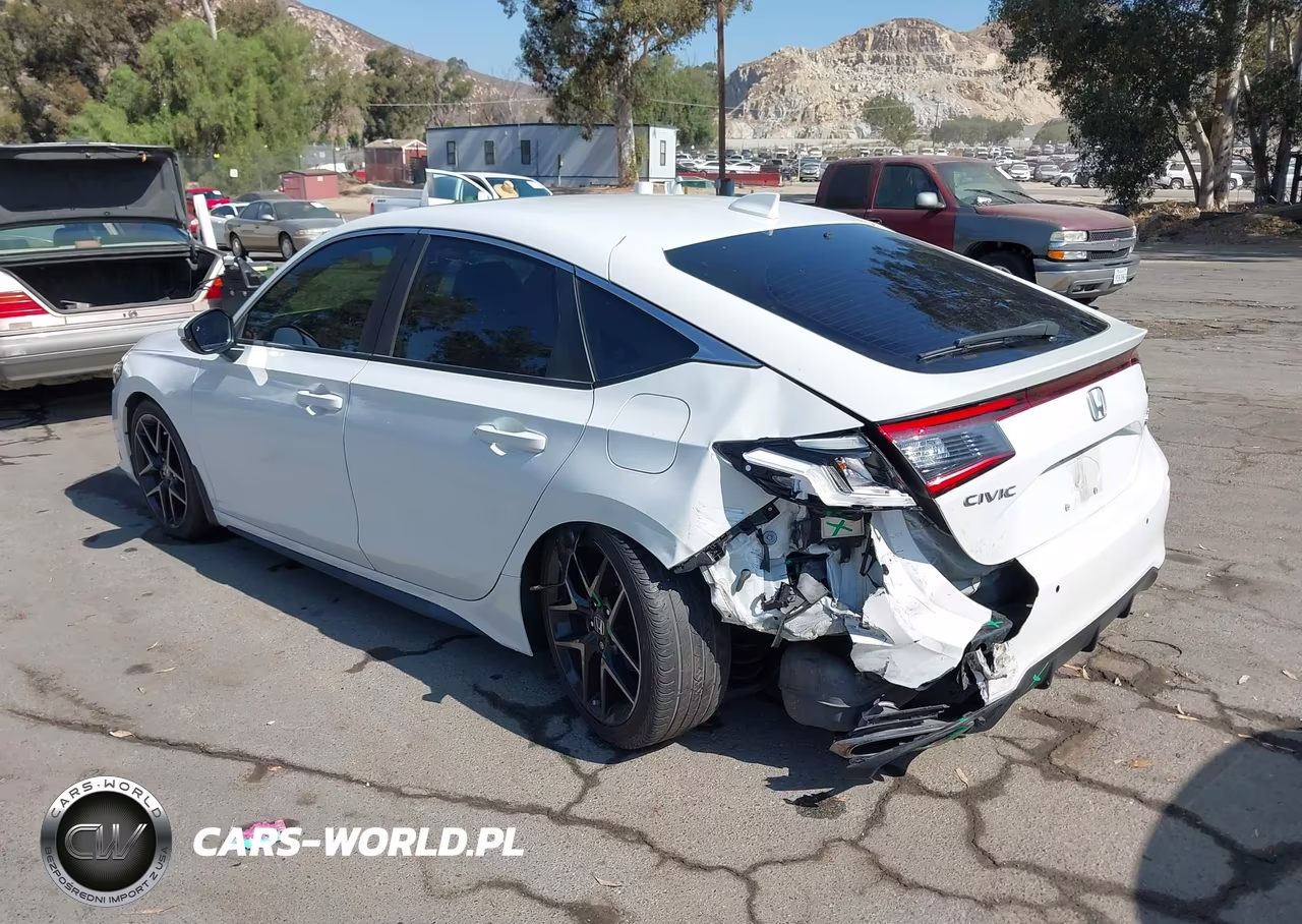 2024 Honda Civic Sport Touring VIN:19XFL1H82RE011474 - 3