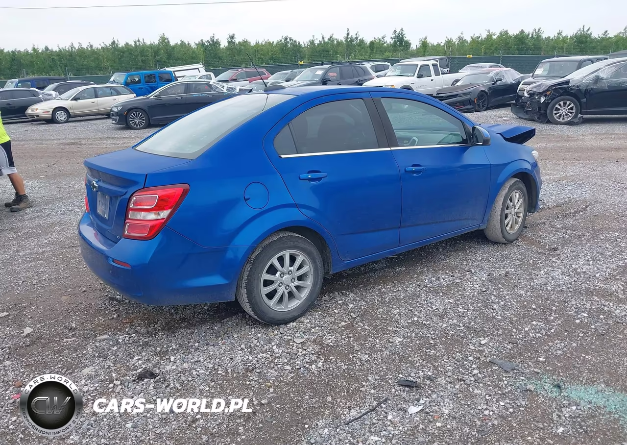 2017 Chevrolet Sonic Lt Auto VIN:1G1JD5SH8H4144174 - 4