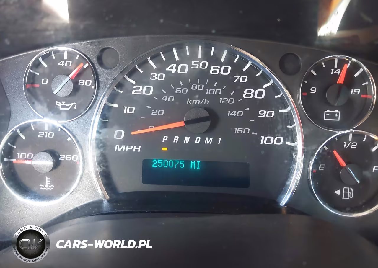 2018 Chevrolet Express 2500 Work Van VIN:1GCWGAFP9J1246007 - 15