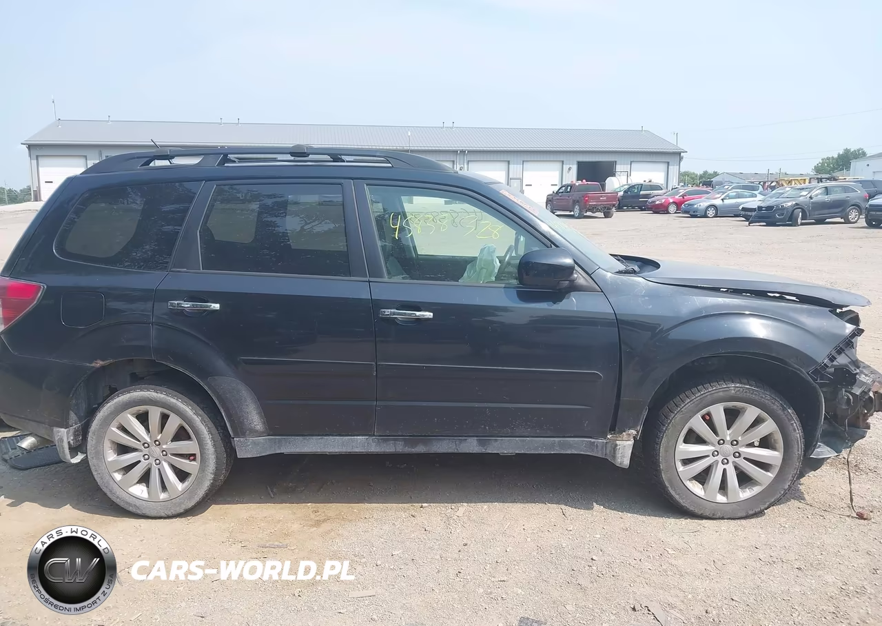 2013 Subaru Forester 2.5X Limited VIN:JF2SHAEC6DH403547 - 14